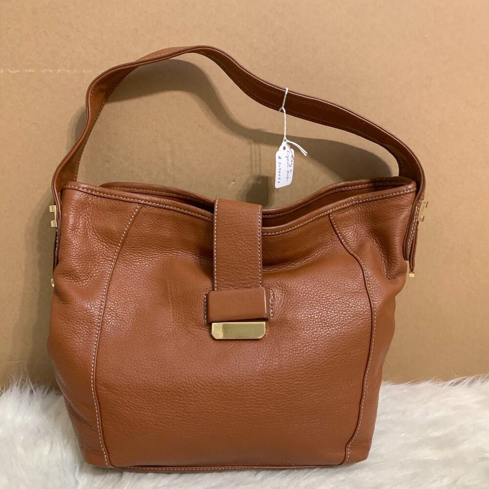 Elegant Brown Leather Hobo Bag - Picture 16 of 17